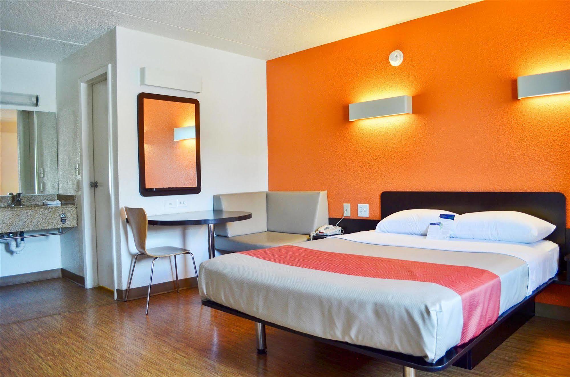 Motel 6 Boston South - Braintree Εξωτερικό φωτογραφία