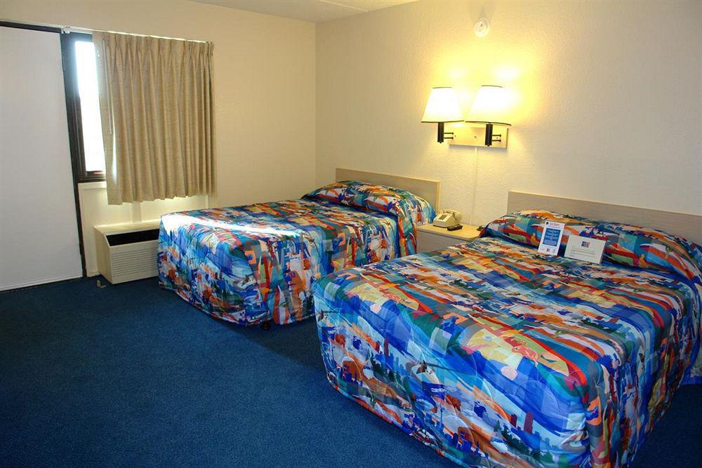 Motel 6 Boston South - Braintree Εξωτερικό φωτογραφία